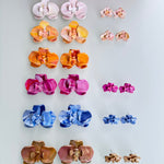 Load image into Gallery viewer, Oriana Orchid Earrings

