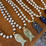 Load image into Gallery viewer, Dorothy Fish Pearl Necklace
